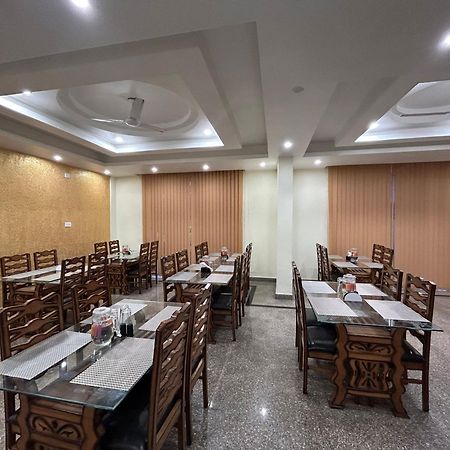 Fair Mount, Airport Road, Humhama Srinagar Hotel Екстериор снимка