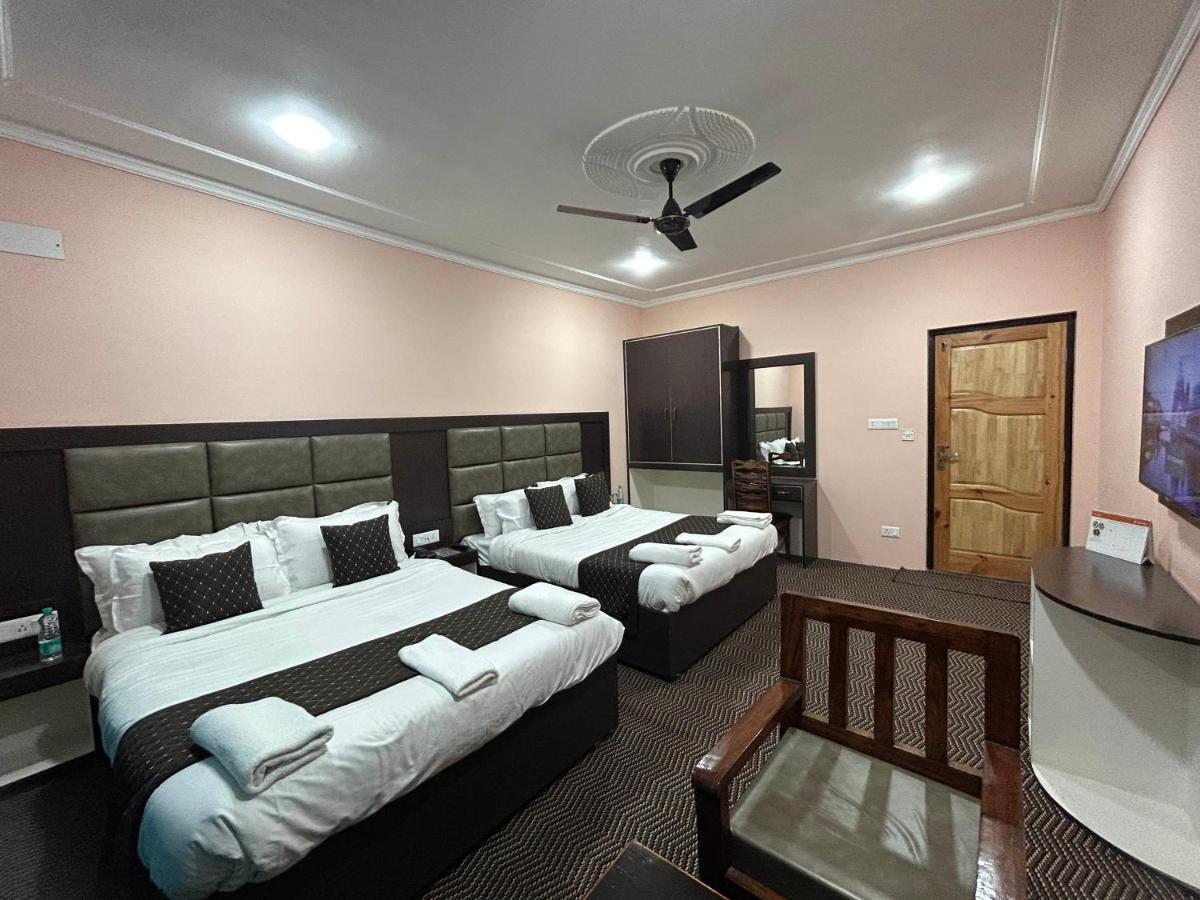 Fair Mount, Airport Road, Humhama Srinagar Hotel Екстериор снимка